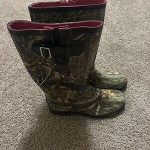 Magellan Camouflage Rain Boots with Buckle